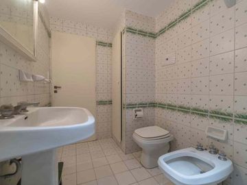 VENTA CASA 5 AMBIENTES DON TORCUATO PARQUE PILETA