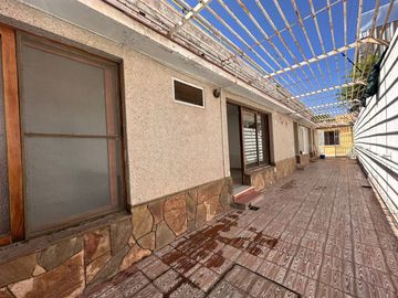 VENTA DE CASA, LOCAL Y DPTO EN AV. ALEM PALMIRA