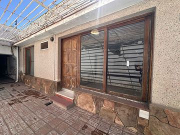 VENTA DE CASA, LOCAL Y DPTO EN AV. ALEM PALMIRA