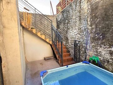 Casa Venta  3 Dormitorios con Local Comercial