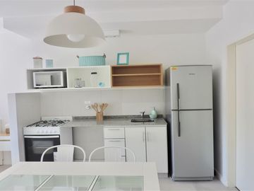 VENTA: IMPECABLE MONOAMB AMOBLADO. BELGRANO.