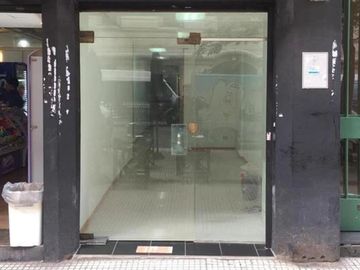 VENTA DE DEPOSITO CON LOCAL DE 257 MTS BALVANERA