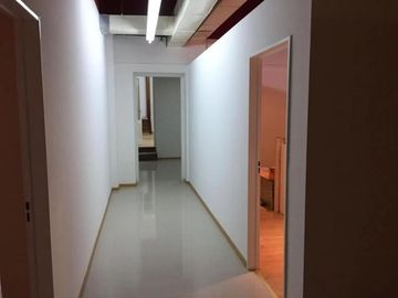 VENTA DE DEPOSITO CON LOCAL DE 257 MTS BALVANERA
