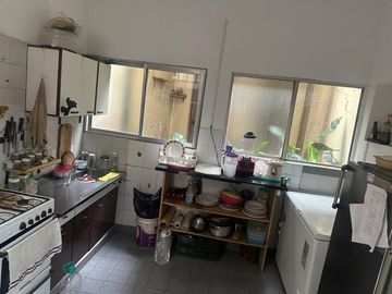 VENTA DE DEPOSITO CON LOCAL DE 257 MTS BALVANERA