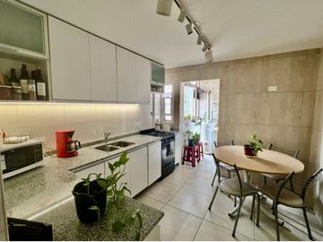VENTA DEPTO 4 AMBIENTES CON DEPENDENCIA