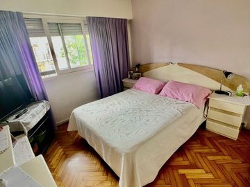 VENTA DEPTO 4 AMBIENTES CON DEPENDENCIA