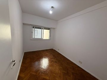 VENTA CONSULTORIO/DEPTO  4 AMB SOBRE CABILDO NUÑEZ