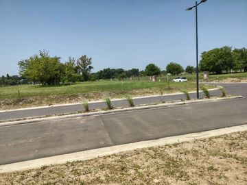 Excelente Lote Barrio La Posta  ( Pilar )