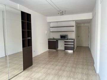 ALQUILER MONOAMBIENTE CON BALCÓN VILLA URQUIZA