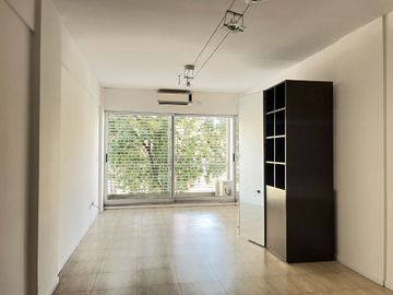 ALQUILER MONOAMBIENTE CON BALCÓN VILLA URQUIZA