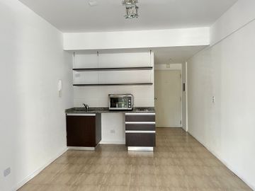 ALQUILER MONOAMBIENTE CON BALCÓN VILLA URQUIZA