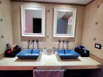 Venta Casa 5 amb. Bº Cerrado Santa Ana Fco.Alvarez
