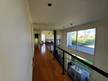 Venta Casa 5 amb. Bº Cerrado Santa Ana Fco.Alvarez
