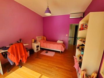 Venta Casa 5 amb. Bº Cerrado Santa Ana Fco.Alvarez