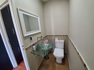 Venta Casa 5 amb. Bº Cerrado Santa Ana Fco.Alvarez