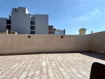 ALQUILER OFICINA C/TERRAZA  EXCELENTE UBICACION