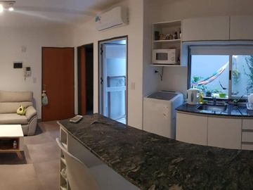 2 AMBIENTES CON PATIO