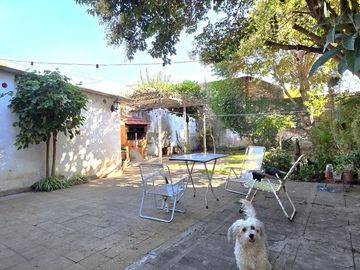 Casa 4 amb/Jardín/cocheras. Única! Caseros