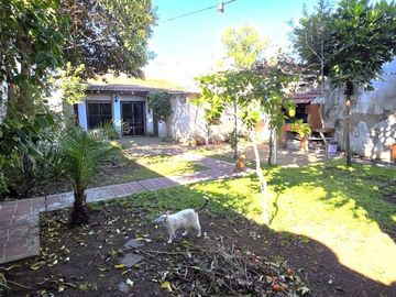 Casa 4 amb/Jardín/cocheras. Única! Caseros