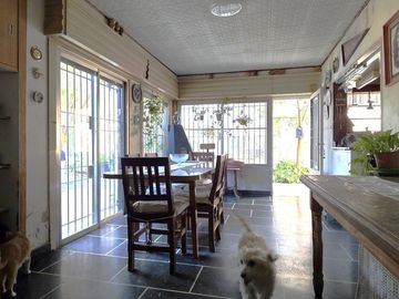 Casa 4 amb/Jardín/cocheras. Única! Caseros
