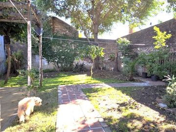 Casa 4 amb/Jardín/cocheras. Única! Caseros