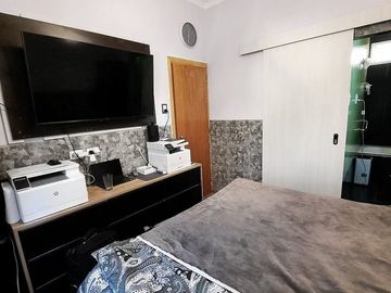 VENTA DEPTO 3 AMBIENTES AL FRENTE C/ BALCON FRANC