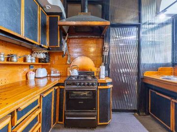 VENTA SEMIPISO 4 AMB  COCHERA EXCELENTE UBICACION