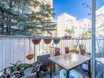 VENTA SEMIPISO 4 AMB  COCHERA EXCELENTE UBICACION