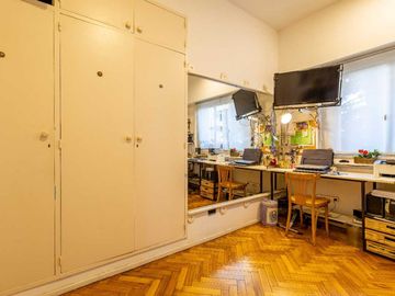 VENTA SEMIPISO 4 AMB  COCHERA EXCELENTE UBICACION