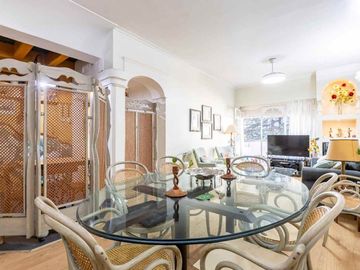 VENTA SEMIPISO 4 AMB  COCHERA EXCELENTE UBICACION