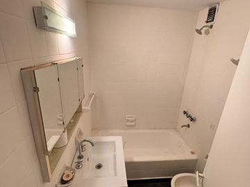 ALQ DEPTO 4 AMB EN RECOLETA BALCON Y DEPENDENCIA