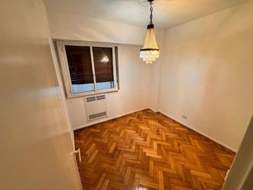 ALQ DEPTO 4 AMB EN RECOLETA BALCON Y DEPENDENCIA
