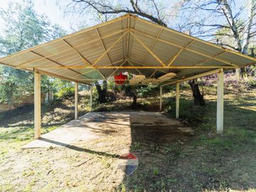VENTA CASA+ DPTO+ PILETA VILLA PARQUE SIQUIMAN CBA
