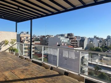 Venta Monoambiente Divisible frente balcon