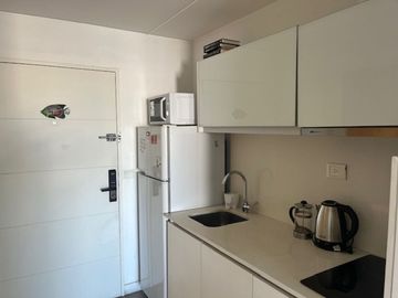 Venta Monoambiente Divisible frente balcon