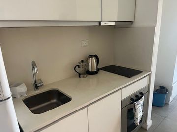 Venta Monoambiente Divisible frente balcon