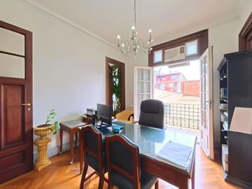 Venta 5 ambientes de categoría edificio histórico
