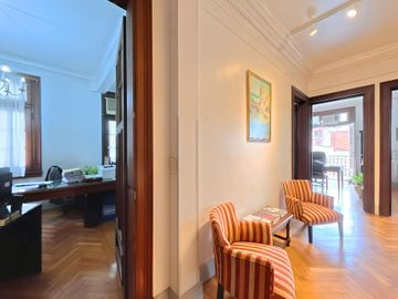 Venta 5 ambientes de categoría edificio histórico