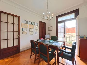 Venta 5 ambientes de categoría edificio histórico