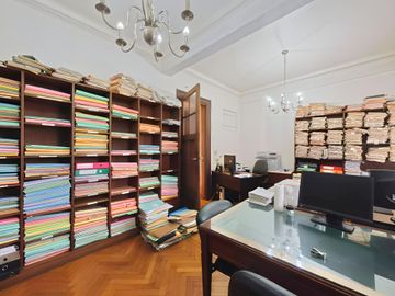 Venta 5 ambientes de categoría edificio histórico