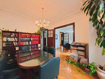 Venta 5 ambientes de categoría edificio histórico