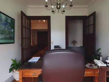 Venta 5 ambientes de categoría edificio histórico