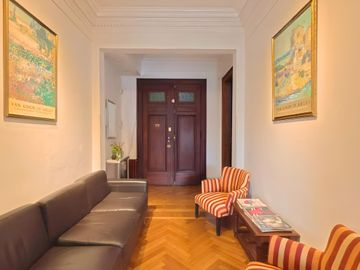 Venta 5 ambientes de categoría edificio histórico