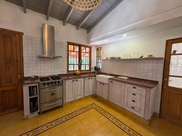 VENTA CASA 4 AMB BARRIO BELLO HORIZONTE PACHECO