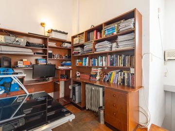 CASA 5 AMBIENTES EN VENTA EN CASEROS OPORTUNIDAD