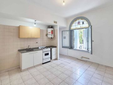 PH EN BLOCK 6 DPTOS 2 OFICINAS-1° Y 2° PISO FLORES