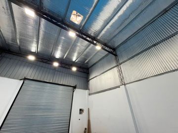 Alquiler Galpón Deposito a estrenar c/ oficinas