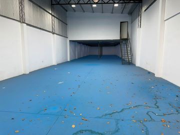 Alquiler Galpón Deposito a estrenar c/ oficinas