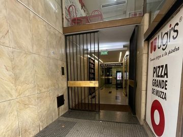 Venta Oficina al Frente ,buena ubicación !!!