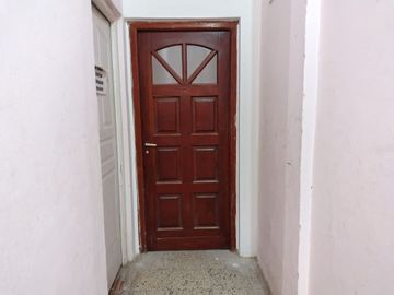 VENTA BLOQUE GALPON +LOCALES+VIVIENDA MERLO